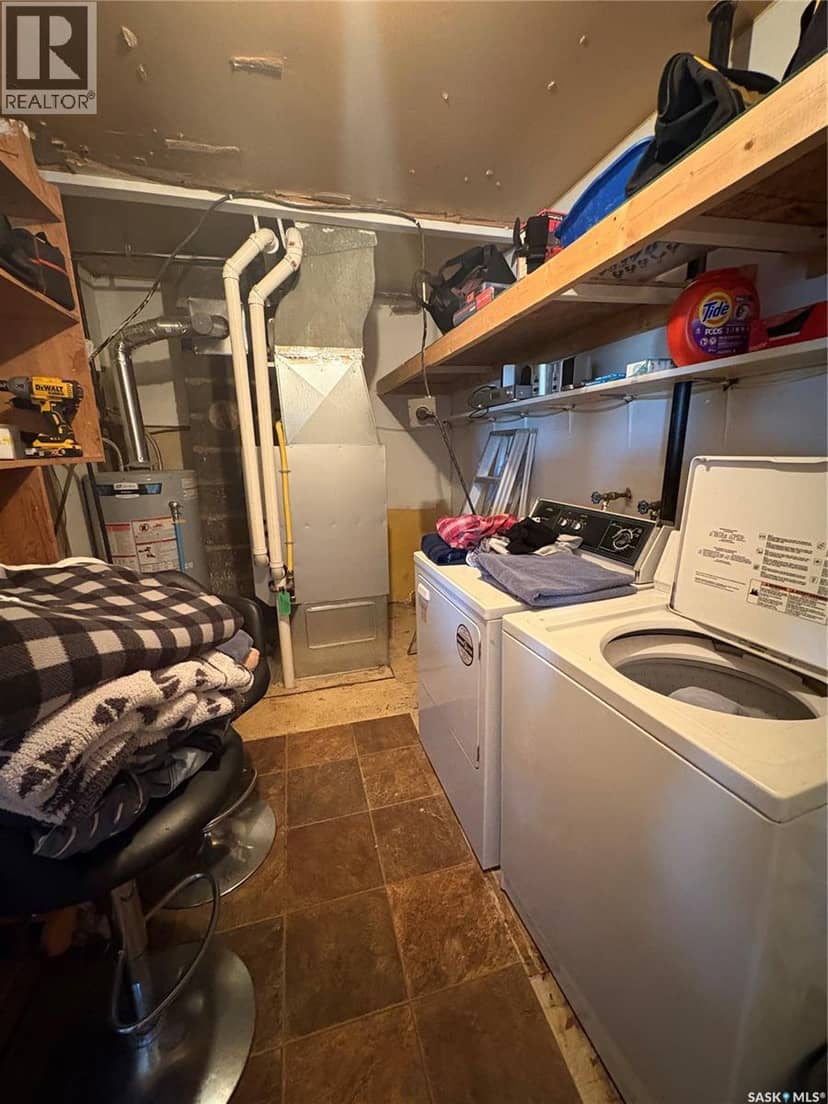404 Yellowhead Highway — photo 19 of 27