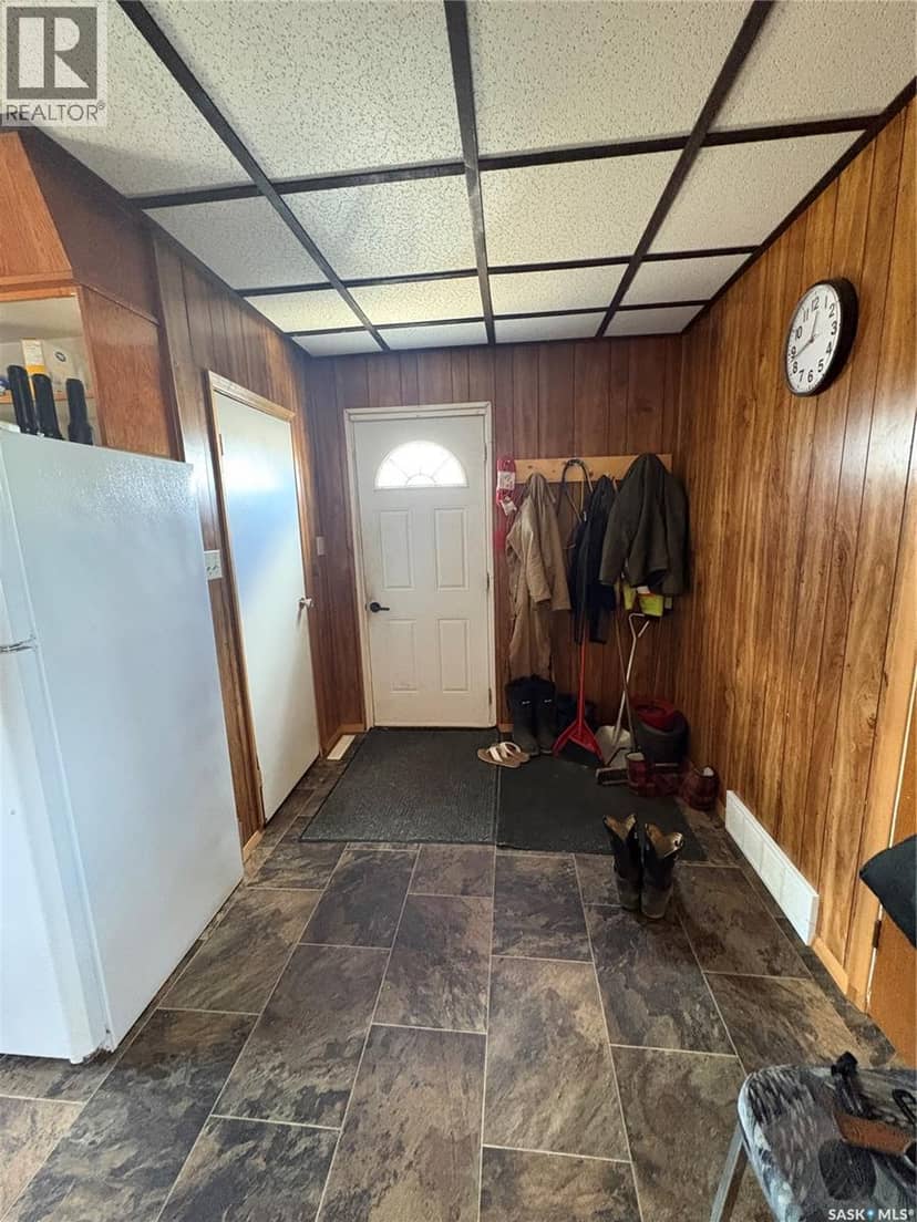 404 Yellowhead Highway — photo 8 of 27