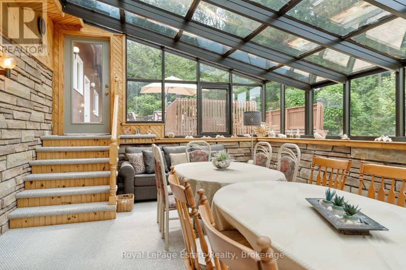 97 Dorena Crescent — photo 35 of 38