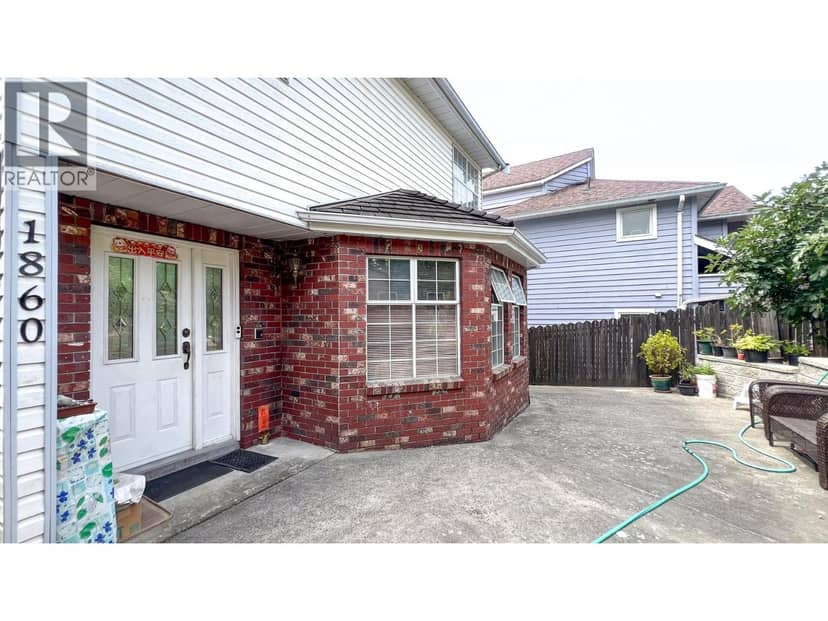 1860 SE MARINE DRIVE, Vancouver, photo 2