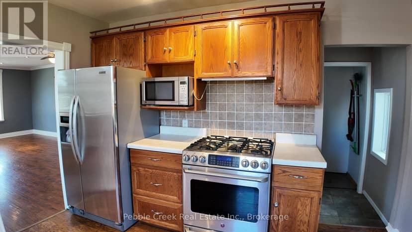 109 Napier Street — photo 4 of 20