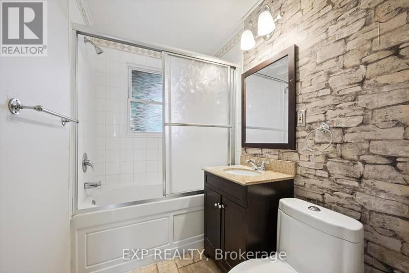 253 Sydney Street S — photo 16 of 36