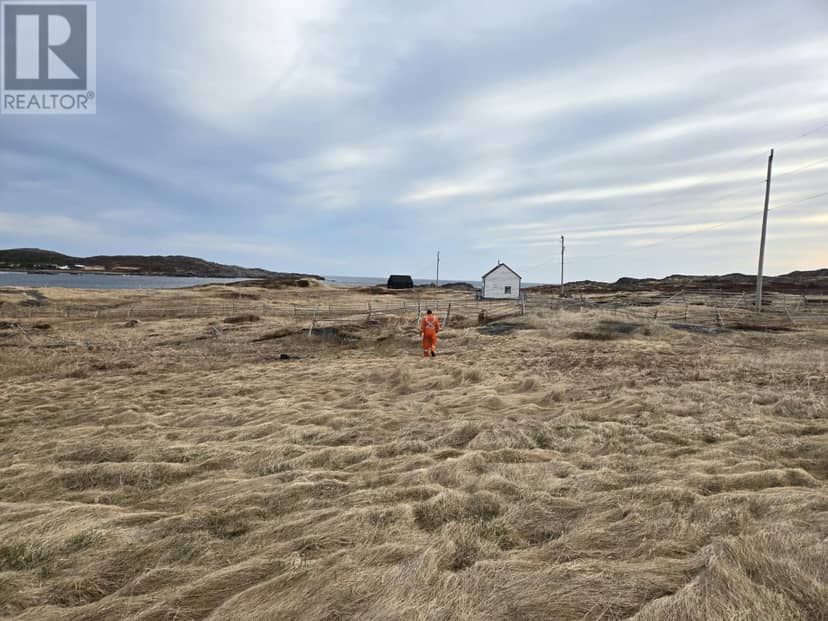 3 Sandy Cove Road — photo 2 of 6
