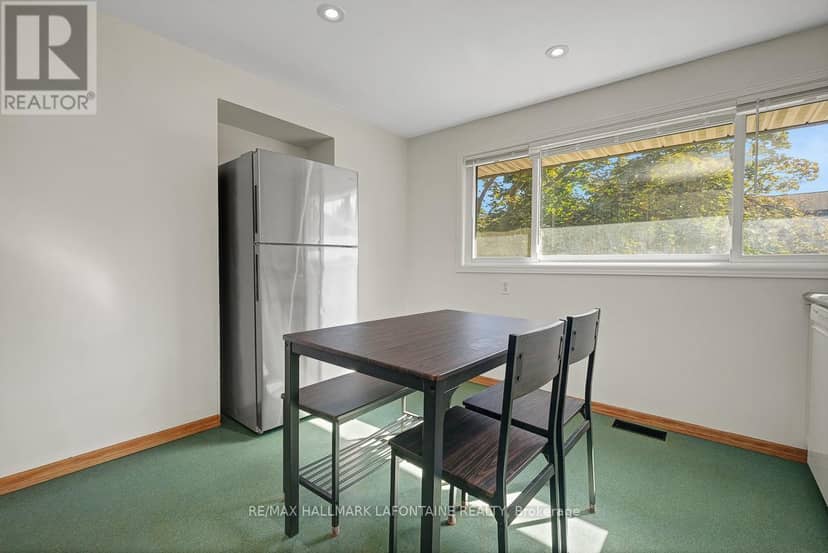 28 - 2 Bertona Street — photo 15 of 32