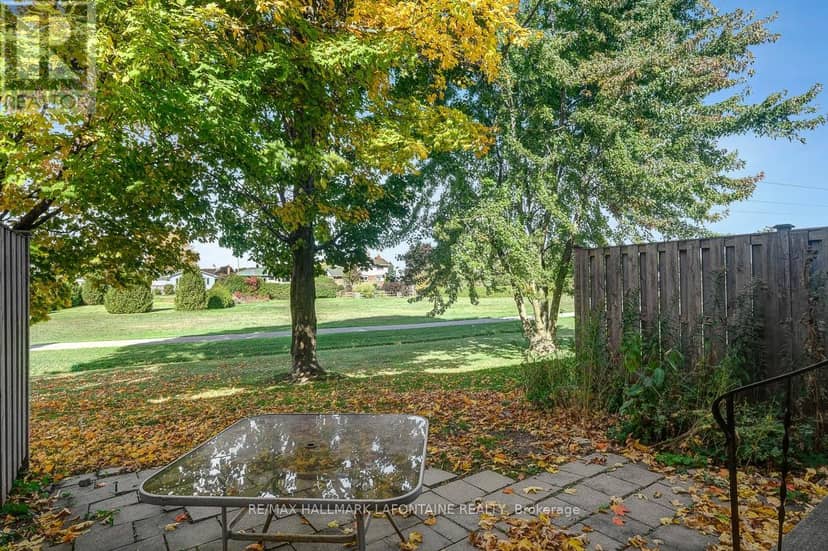 28 - 2 Bertona Street — photo 27 of 32