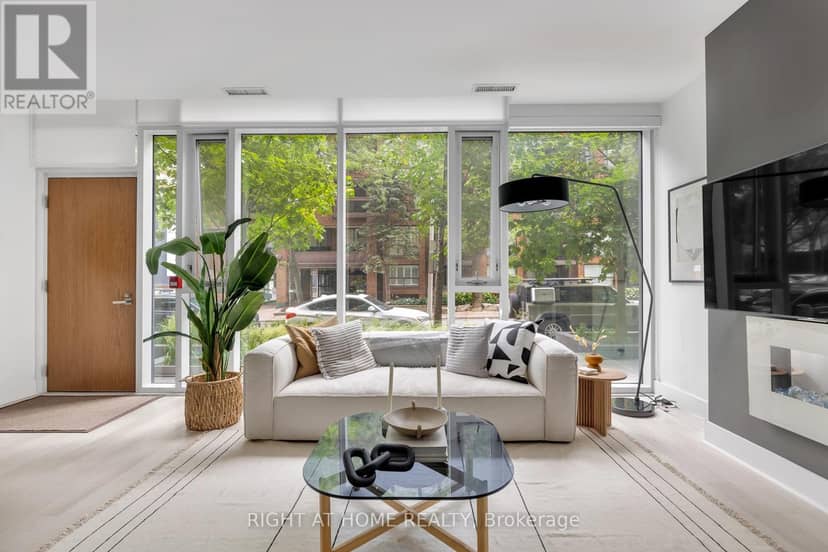 TH 101 - 32 Davenport Road — photo 4 of 18