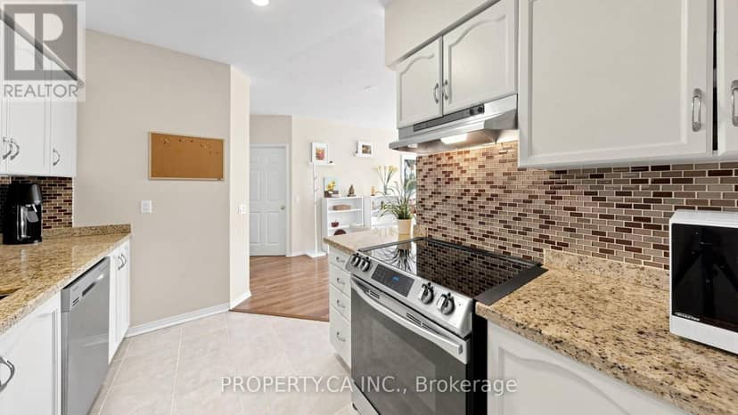 107 - 7398 Yonge Street — photo 15 of 40