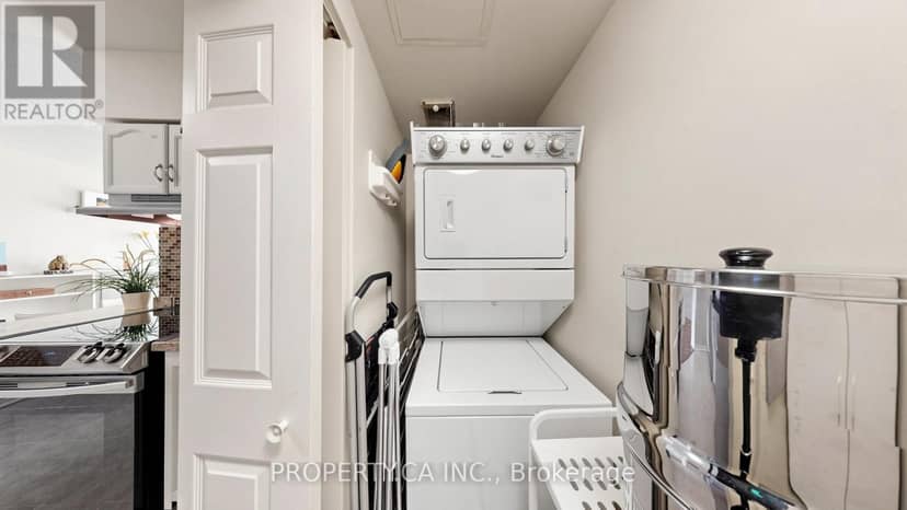 107 - 7398 Yonge Street — photo 30 of 40