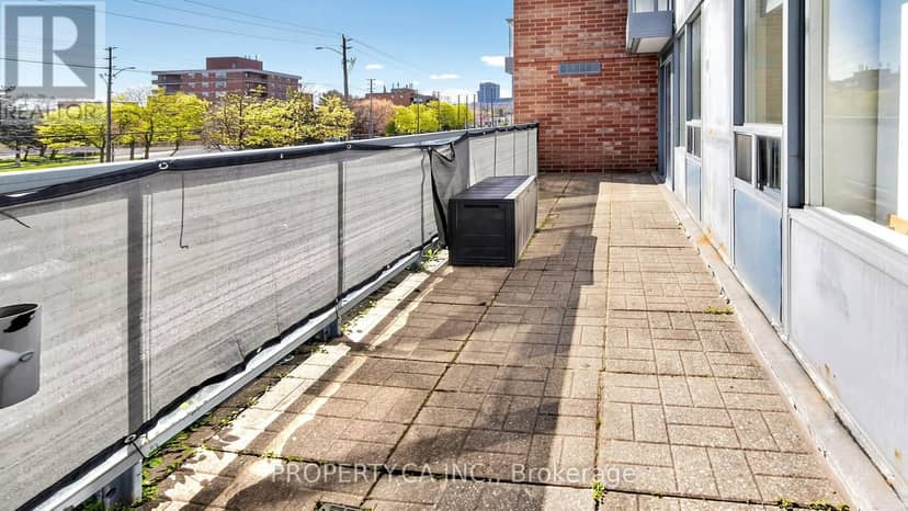 107 - 7398 Yonge Street — photo 33 of 40