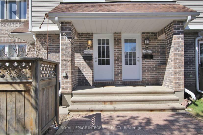 10 - 3 Stonebank Crescent — photo 4 of 28