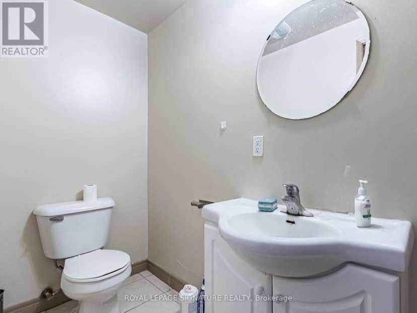 203 - 251 Lester Street — photo 25 of 40
