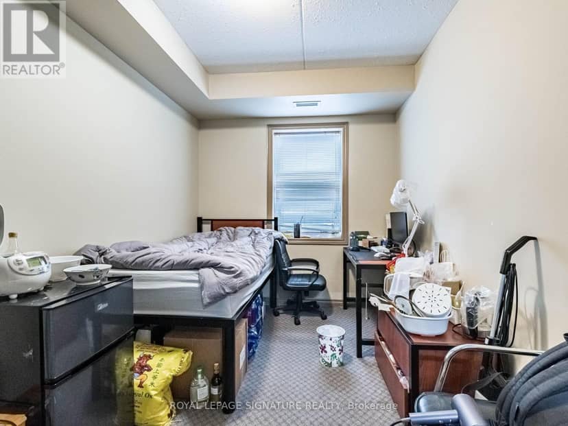 203 - 251 Lester Street — photo 35 of 40