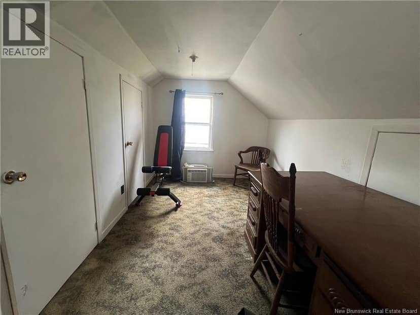 519 Salisbury Road — photo 9 of 10