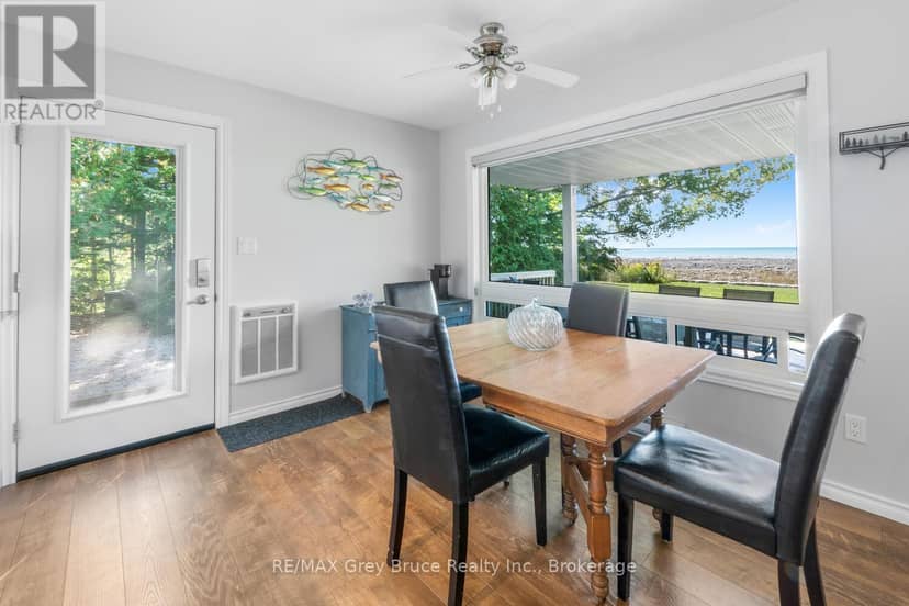 1208 Sunset Drive — photo 5 of 37