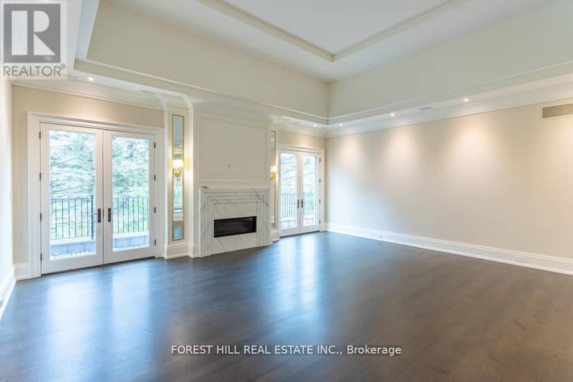 15 Tudor Gate — photo 10 of 28
