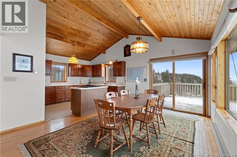 572 Fundy Drive — photo 11 of 40
