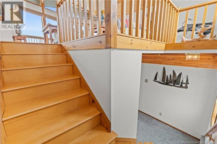 572 Fundy Drive — photo 25 of 40
