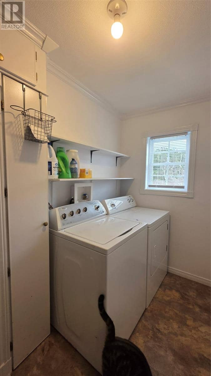 2 Hillview Street — photo 34 of 35