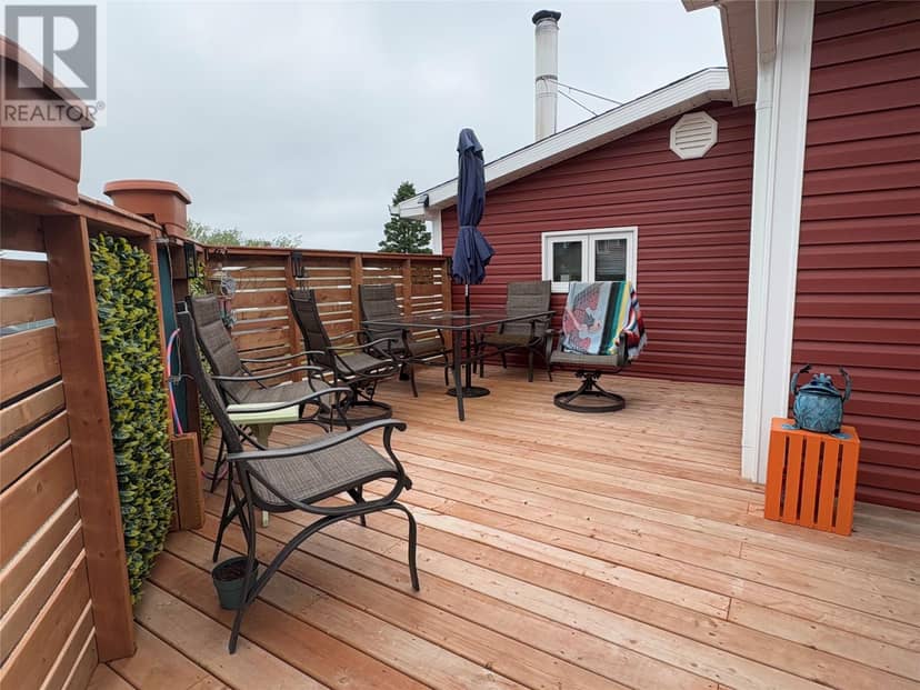 321 Main Road — photo 9 of 40