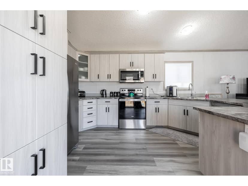 #79 305 Calahoo RD, Spruce Grove, photo 8
