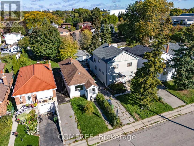 18 Glasgow Avenue — photo 12 of 26
