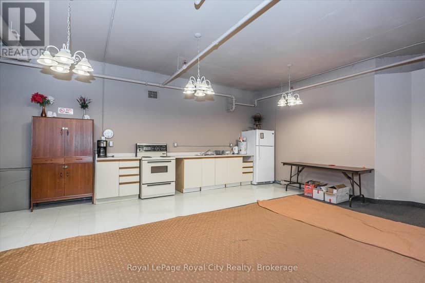 1410 - 35 Green Valley Drive — photo 39 of 40