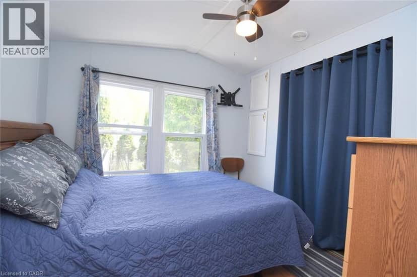 2490 GOVERNORS Road Unit# 5 Pondview — photo 18 of 33