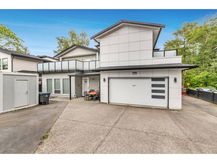 14477 101 AVENUE, Surrey, photo 2