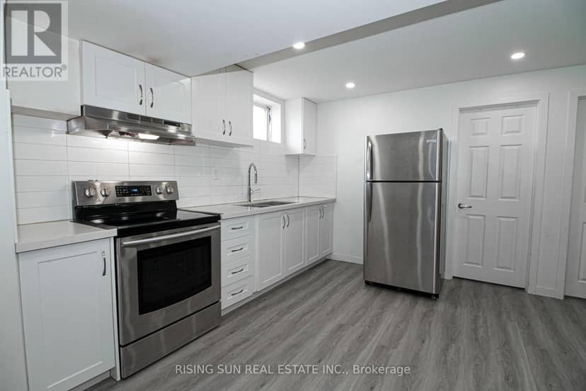 1624 Dunkirk Avenue E — photo 10 of 29