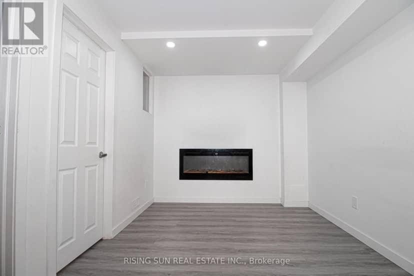 1624 Dunkirk Avenue E — photo 25 of 29