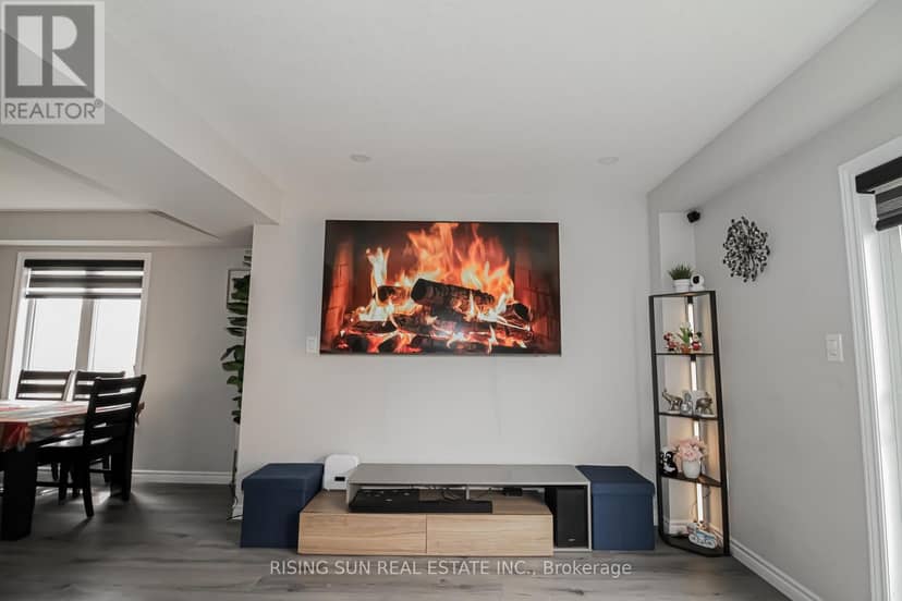 1624 Dunkirk Avenue E — photo 6 of 29