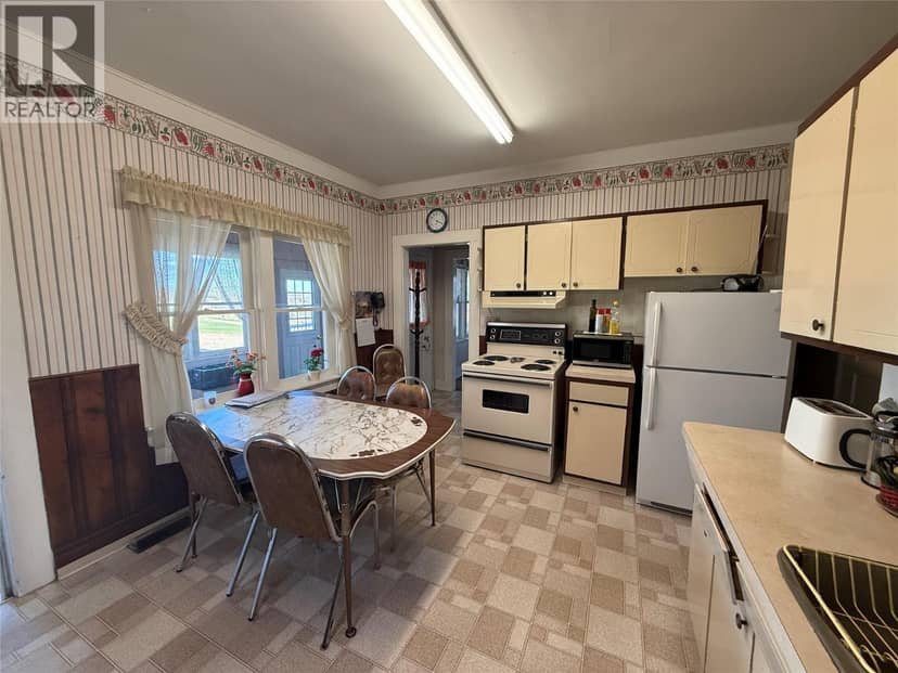 1040a 49 Highway, Dawson Creek, photo 5