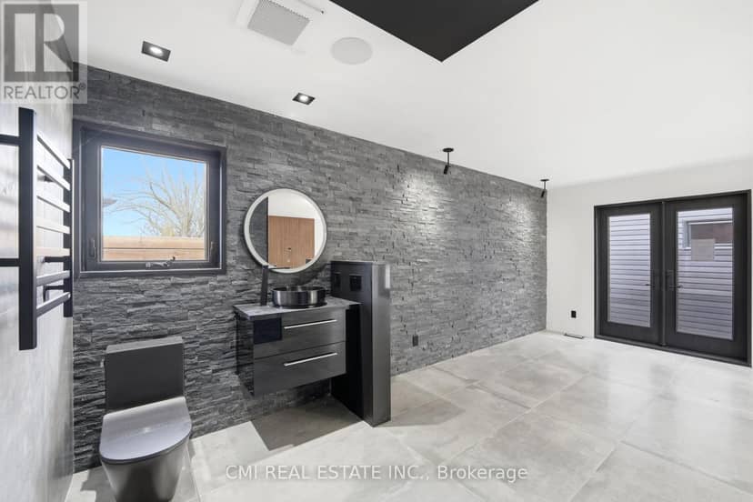23 Logstone Crescent — photo 20 of 40