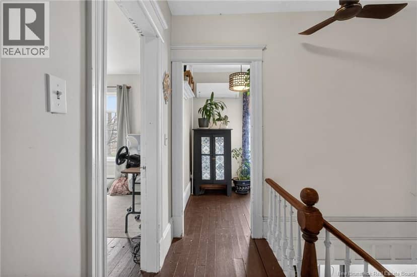 144 Dufferin Street — photo 26 of 40