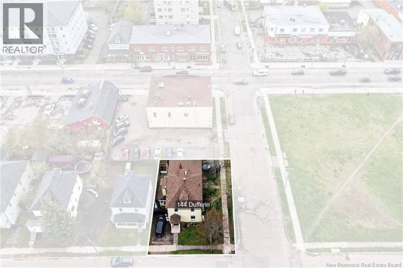 144 Dufferin Street — photo 2 of 40