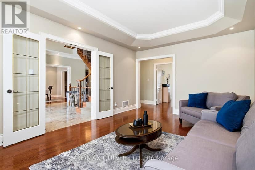 2 Treeview Avenue — photo 17 of 40