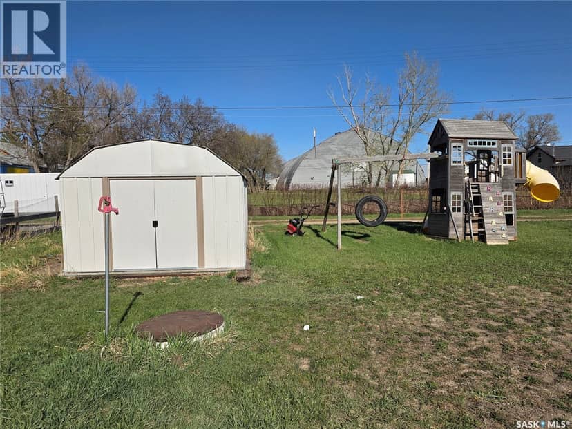 111 Warwick STREET — photo 32 of 33