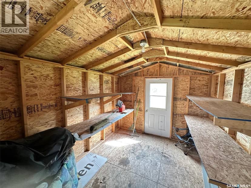 551 Willow AVENUE — photo 13 of 14