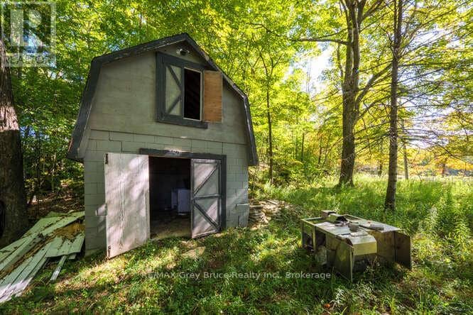 290 Clarke's Road — photo 12 of 40