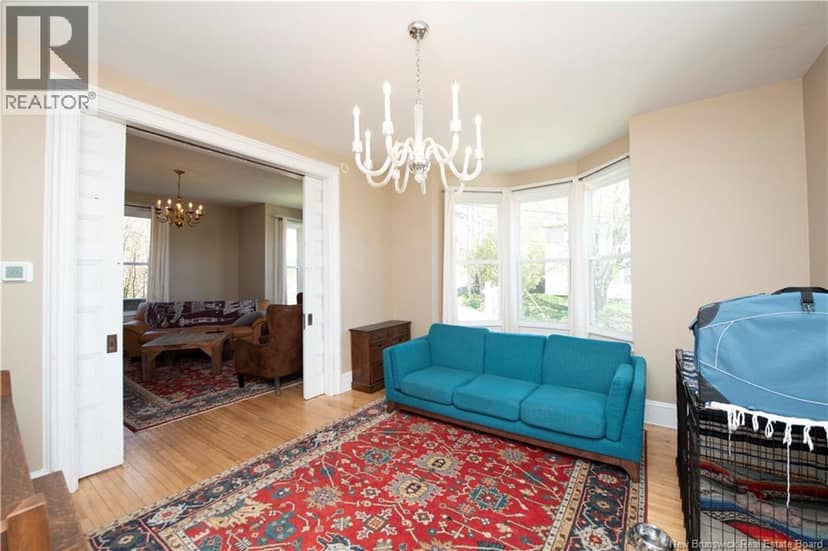 15 Allison Avenue — photo 4 of 40