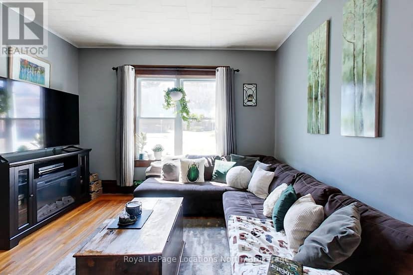 131 Sykes Street S — photo 12 of 40