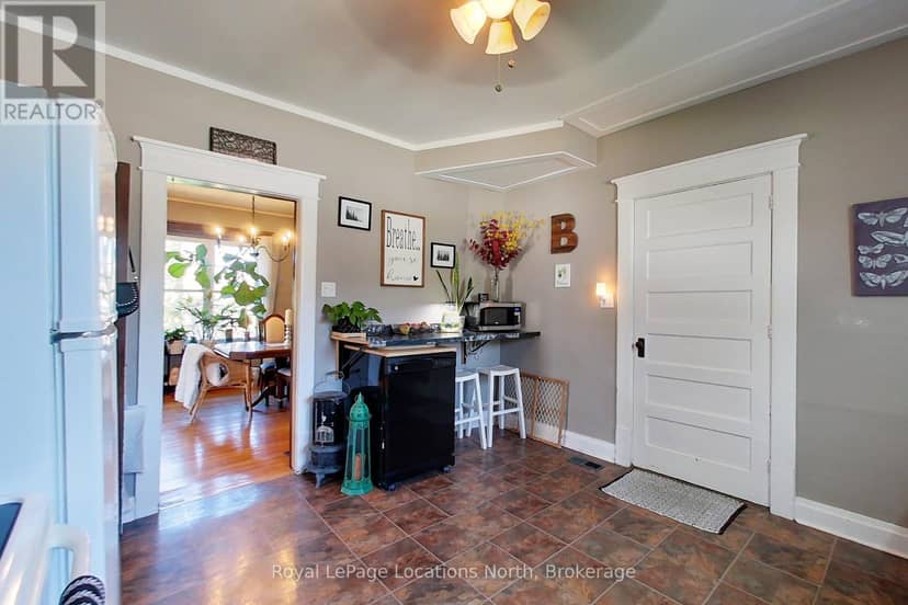 131 Sykes Street S — photo 21 of 40