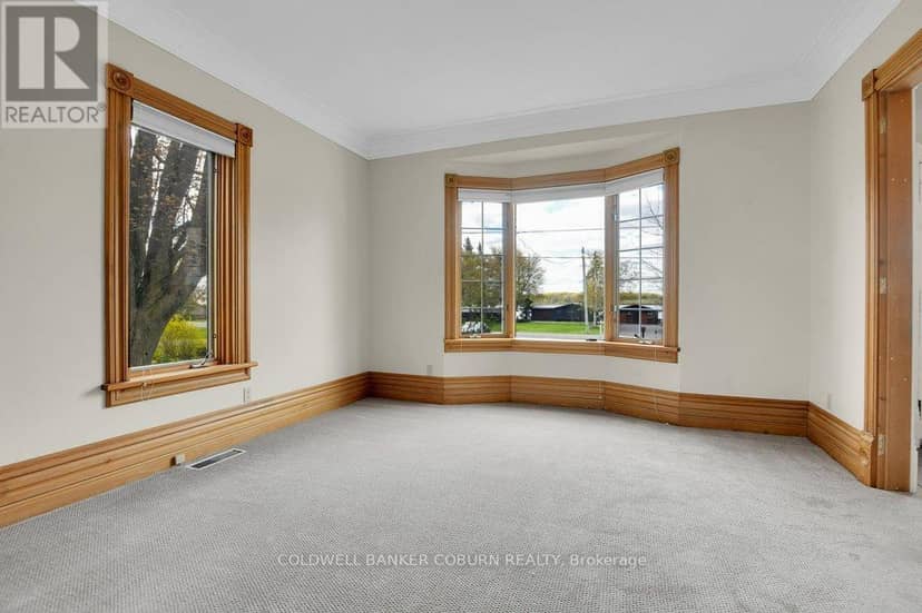 11719 Lakeshore Drive — photo 10 of 40