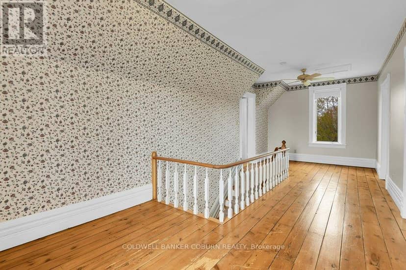 11719 Lakeshore Drive — photo 21 of 40