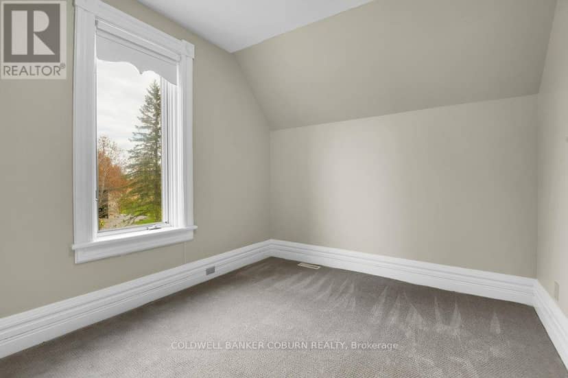 11719 Lakeshore Drive — photo 26 of 40