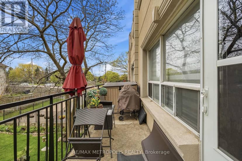 205 - 5877 Bathurst Street — photo 26 of 26