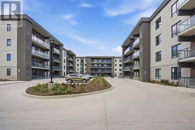 407 - 7549A Kalar Road — photo 3 of 35