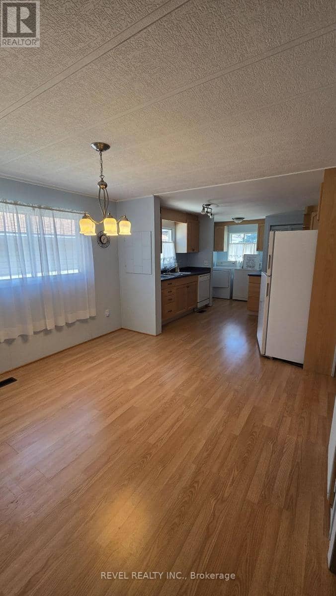 25 Miller Street — photo 19 of 34