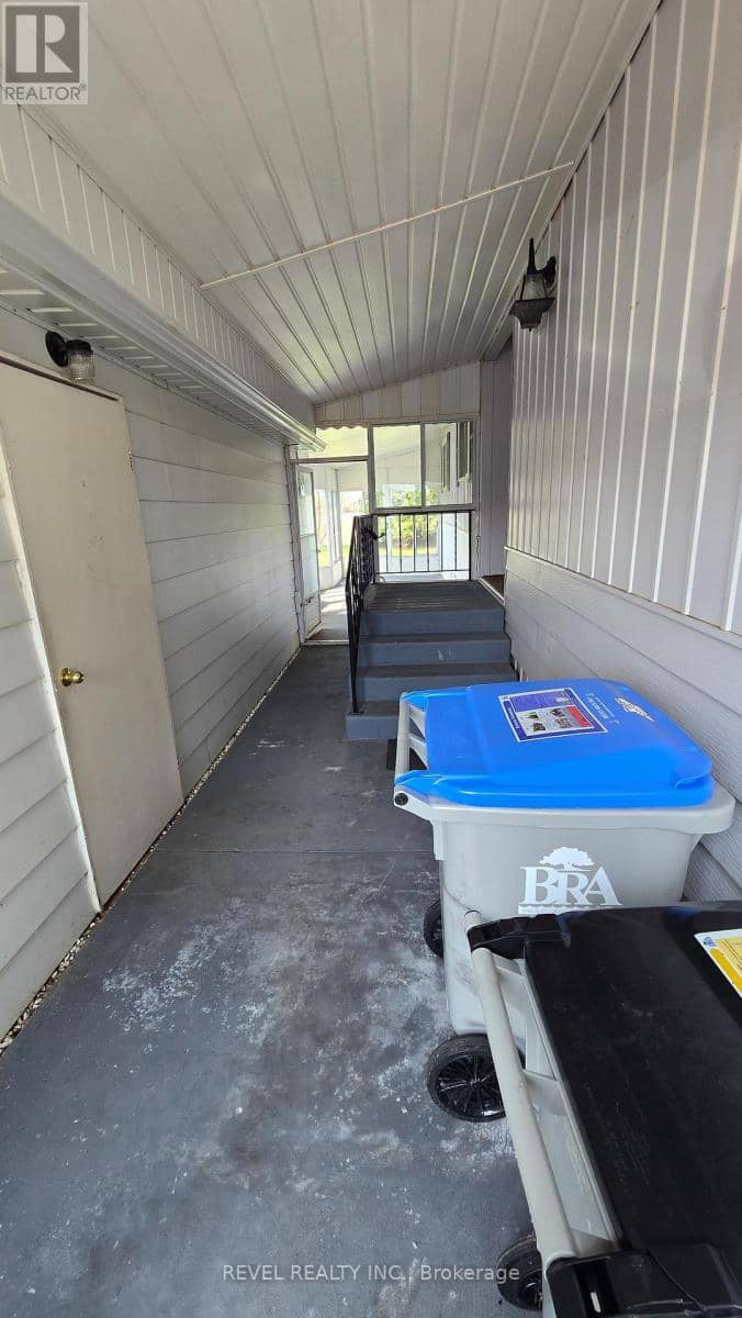 25 Miller Street — photo 32 of 34