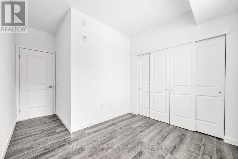 301 - 7549A Kalar Road — photo 11 of 38